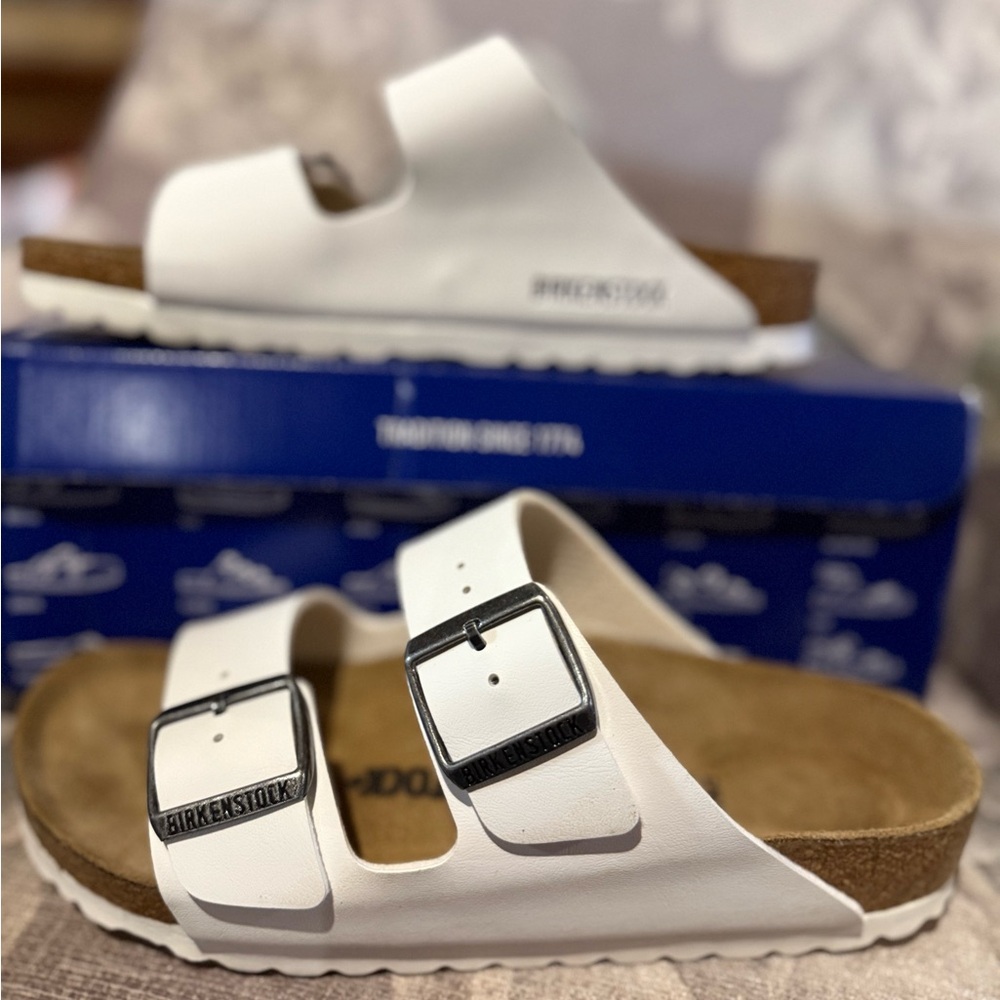Birkenstock Big Buckle White Sandals with Brown Sole EUC 37/US 6-6.5